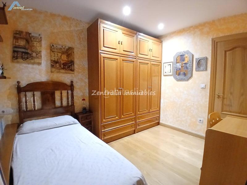 Foto 7df0b2d3-aead-4e95-b3a4-54b779e8c5de. Flat with heating in Paseo Constitución - Las Damas Zaragoza