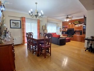 Pis  Calle calle de pedro maría ric, 32. Centrica vivienda de 3 dorm  2 baños con terraza