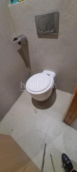 Foto c450328e-c967-440b-b6fb-968b28c1c7e3. Alquiler local comercial se alquila oficina totalmente acondicionada en La Almozara en Zaragoza