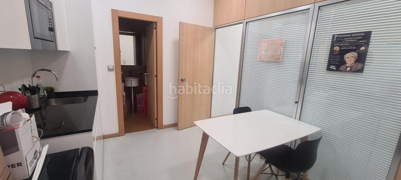 Foto c84a394e-b01e-46ee-943a-6091ff13b34a. Alquiler local comercial se alquila oficina totalmente acondicionada en La Almozara en Zaragoza
