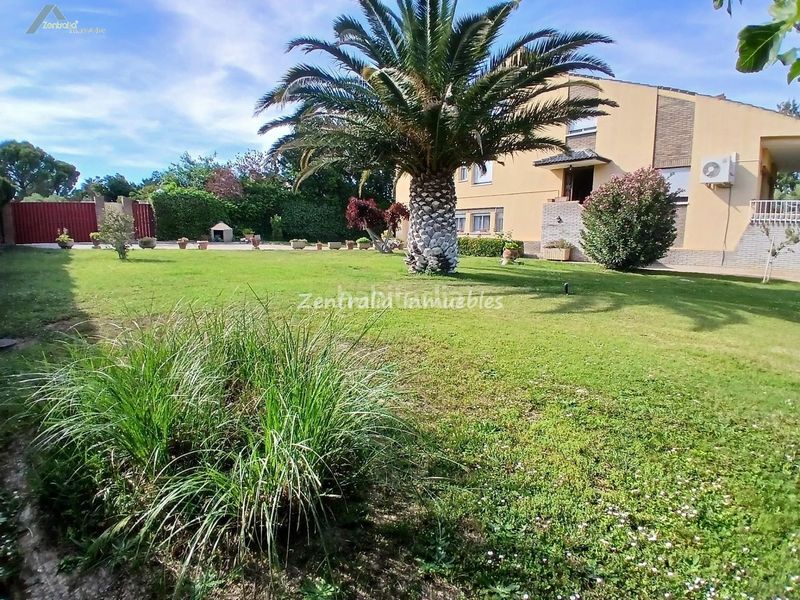 Foto 01608370-d1ca-4948-9855-598fa4277991. Xalet amb calefacció aparcament piscina a Peña el Zorongo Zaragoza