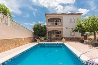 Chalet  Calle de la pedrera. Espectacular vivienda independiente el la pobla de montornés