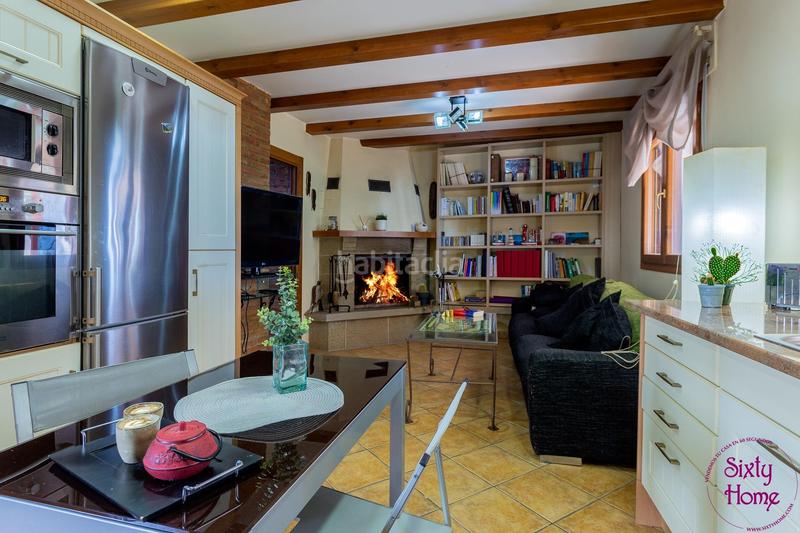 Foto 1d4d73cd-495a-4127-9294-1ff9a922052c. Casa aparellada amb calefacció a Ejea de los Caballeros