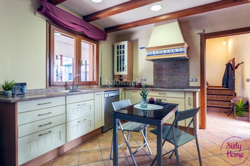 Foto 8d4327b1-7827-457c-ad90-47fea88c7ef3. Casa aparellada amb calefacció a Ejea de los Caballeros