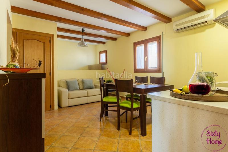 Foto a2d2ee75-ce54-486f-a9ae-24224ae46cbb. Casa aparellada amb calefacció a Ejea de los Caballeros