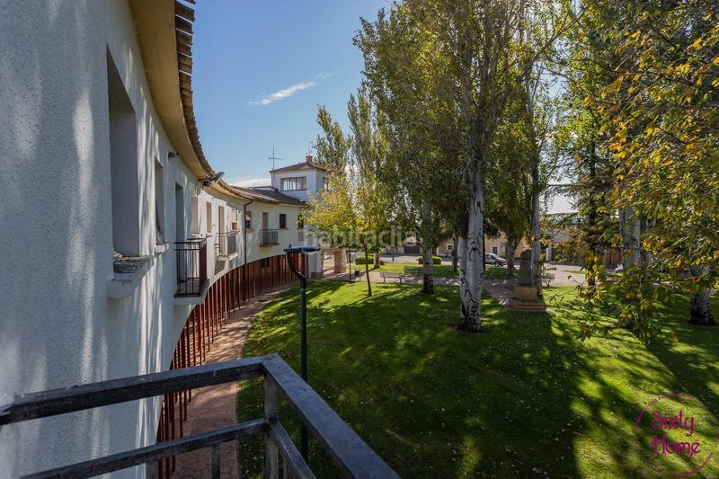 Foto cf5be4bd-131a-451a-b370-99e1c05cefc0. Casa aparellada amb calefacció a Ejea de los Caballeros