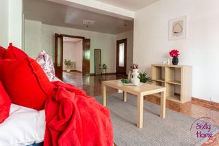 Piso  Paseo de maría agustín 31-33 c. Piso en venta de 4 dormitorios en paseo maría agustín