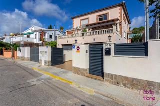 Casa aparellada  Carrer de la pedrera 10. Encantador pareado con vistas al mar en la pobla de montornés