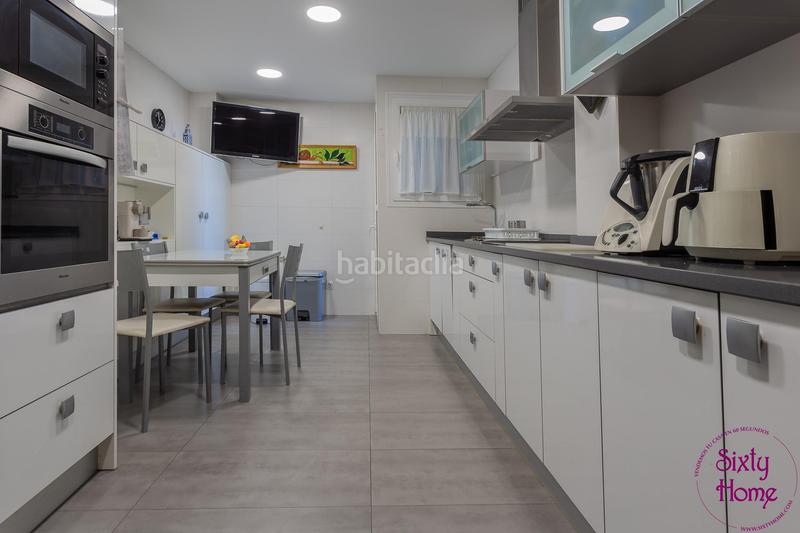 Foto 85f3c3fd-c7f5-4bca-a806-74635b41cd6f. Flat with heating in Paseo Independencia Zaragoza