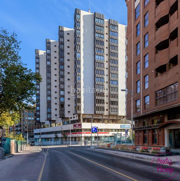 Foto d11422c9-01b1-46ad-a07f-3bfd76991693. Flat with heating in Paseo Independencia Zaragoza