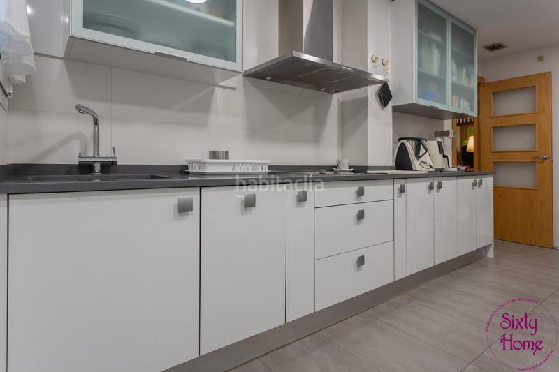 Foto eef5d547-6af2-4f4a-b235-57846e066101. Flat with heating in Paseo Independencia Zaragoza