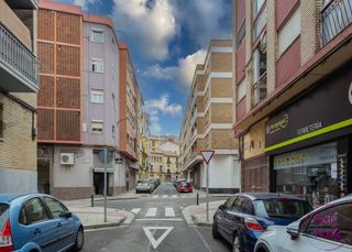 Pis en Calle de ricardo del arco 8-10. Piso a reformar en calle ricardo del arco