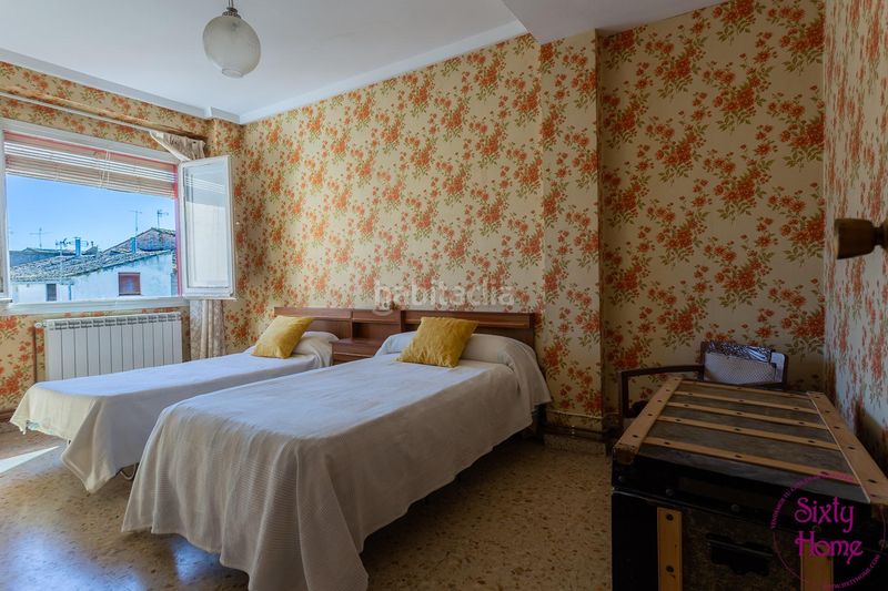 Foto 5ad3c71d-ec5b-466e-be71-d5160aea4267. Casa a calle joaquín costa 7 a Gelsa