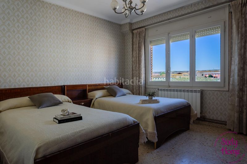 Foto f6b22d1c-77b6-4cb6-847c-27b4bbe78afe. Casa a calle joaquín costa 7 a Gelsa