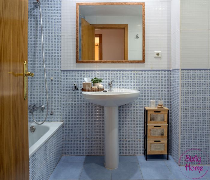 Foto de945ef3-5943-4e1d-b51e-d35abb0c0f60. Flat with heating parking in Casco Antiguo Huesca