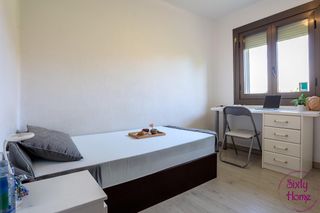 Etagenwohnung in Calle santo cristo los milagros 15. Piso especial inversores en barrio de santiago