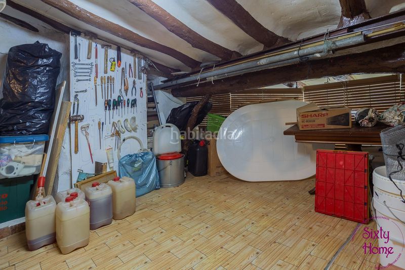 Foto a73d36fb-235b-47bf-bc22-4a49ba3bb924. Casa a calle fuente 136 a Andorra