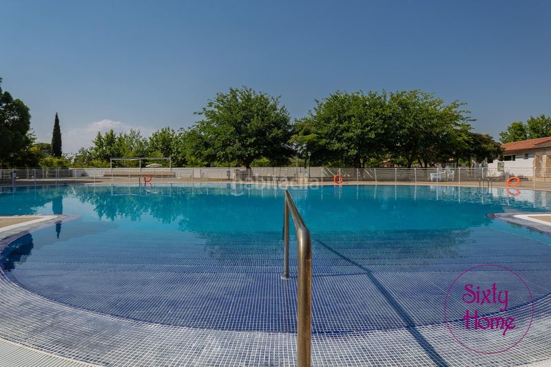 Foto b161fd29-640b-4f6c-a9cf-1ed742cd4769. Xalet amb calefacció aparcament piscina a Zuera