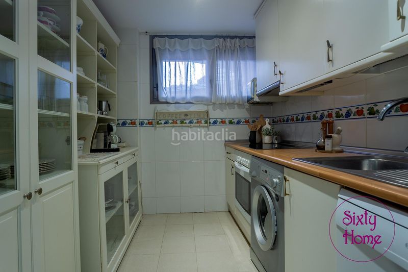 Foto ea52856a-b621-4a71-8280-d4dcd9778cf2. Duplex con riscaldamento parcheggio in Casco Antiguo Huesca