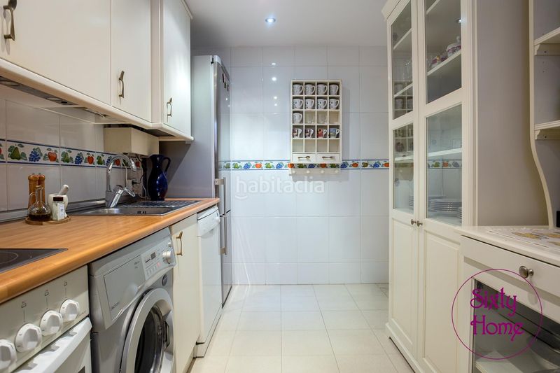 Foto f23a8003-4bed-4cdb-86cc-a87aad821734. Duplex con riscaldamento parcheggio in Casco Antiguo Huesca