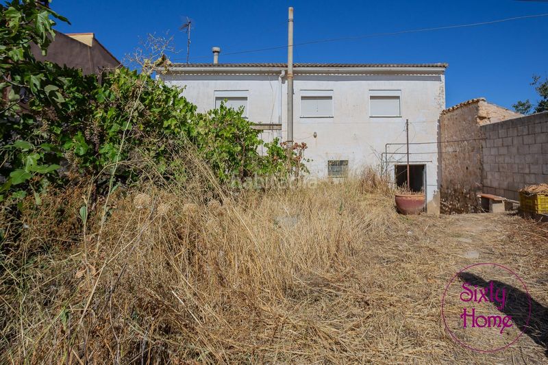 Foto f766db1e-4737-41b7-9ce9-2c9715558450. Casa a calle de santa águeda 3 a Lagata
