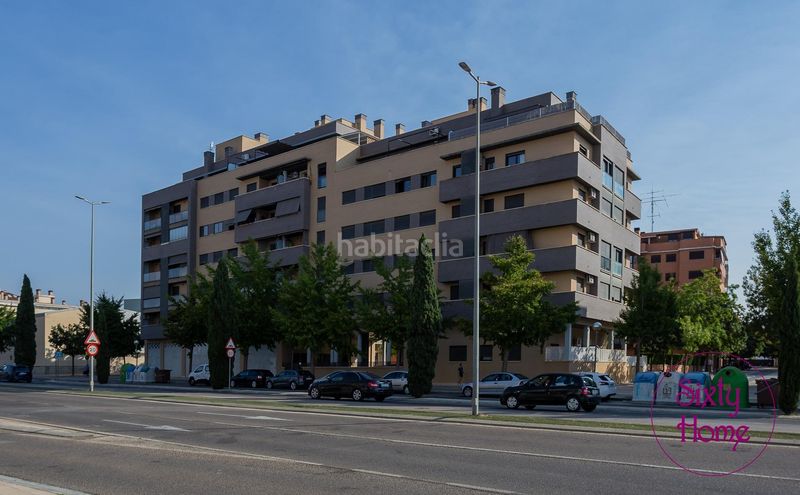 Foto 3e0da770-1f7f-42ed-9d08-850f5518a118. Flat in calle de los monegros 39 in Santo Domingo y San Martín Huesca