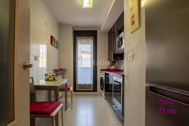 Foto 5bd202bd-073b-4d80-9396-db2b63de6d65. Flat in calle de los monegros 39 in Santo Domingo y San Martín Huesca