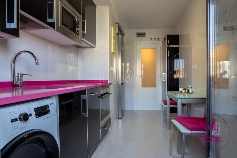Foto 8238b21c-2628-4c03-97a3-d02473856ec6. Flat in calle de los monegros 39 in Santo Domingo y San Martín Huesca
