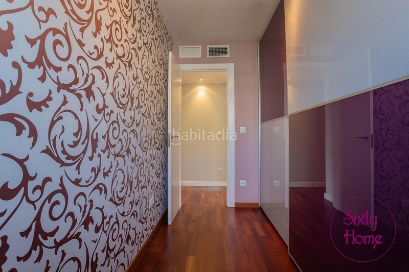 Foto be99c8db-f79e-4063-9f62-8b8dd406ff56. Flat in calle de los monegros 39 in Santo Domingo y San Martín Huesca