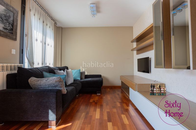 Foto ea6cf5da-d7eb-4e67-a079-67cf292f76d0. Flat in calle de los monegros 39 in Santo Domingo y San Martín Huesca