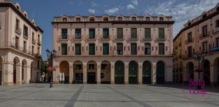 Flat in Calle de las Cortes 2