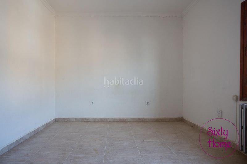 Foto 5b102d8c-ca1b-4ca2-93aa-9315a3614c02. Etagenwohnung mit heizung in Pinseque