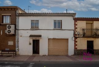 Etagenwohnung  Avenida de la estación 4. Piso 4 dormitorios en pinseque
