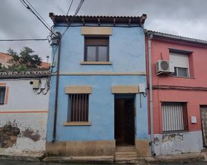Casa  Calle estrechos. Venta de casa reformada en calatorao