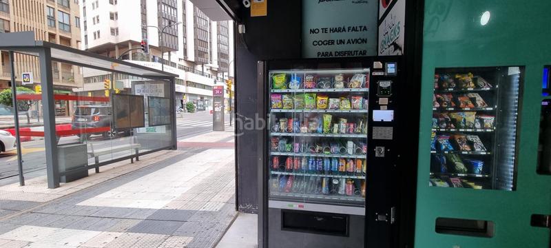 Foto 0f4853d4-fad4-496c-a829-2ab7e85b7a28. Alquiler local comercial traspaso de negocio vending en av. cesár augusto en Zaragoza