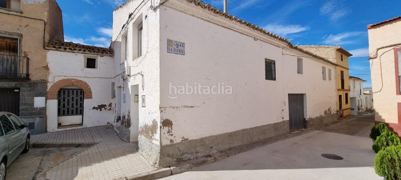 Foto 4dc76ec4-277d-4e14-9736-ca5954e9f1d9. Casa amb aparcament a Lucena de Jalón