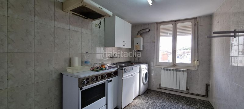Foto 5512b541-b29c-41c8-8342-beaad0019c72. Casa amb aparcament a Lucena de Jalón