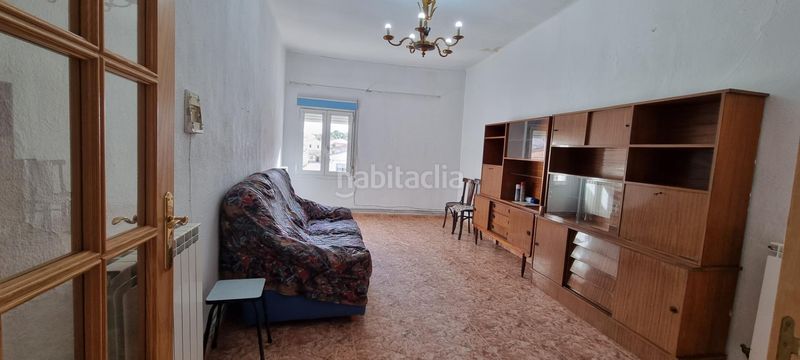 Foto bb2c8700-3d4a-452b-a390-c43b5a30d40d. Casa amb aparcament a Lucena de Jalón
