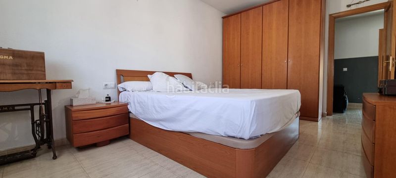 Foto 1104b10e-e2fe-4643-94a9-5dc42bf1ebd9. Casa adossada amb aparcament a Épila