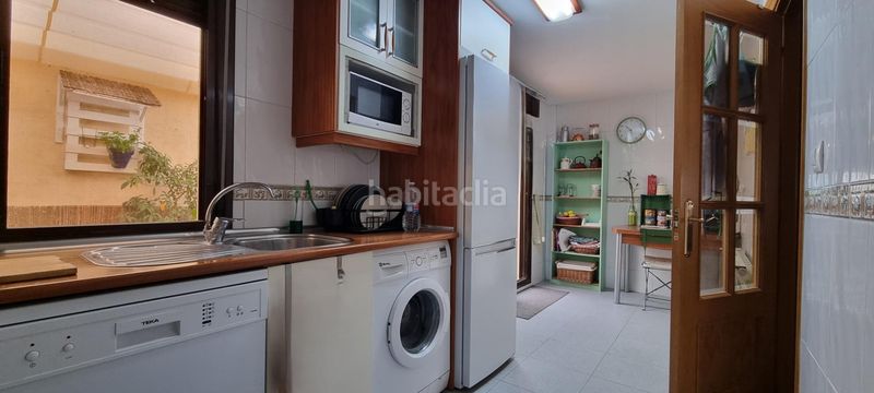 Foto 198ad573-e57e-4946-9ec3-afe8be7fa7b4. Casa adossada amb aparcament a Épila