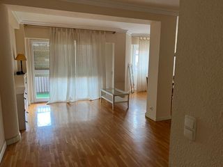 Miete Etagenwohnung in Paseo Independencia. Miguel servet, 3436