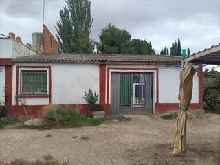 Finca rústica  Camino la chama. Se vende terreno con vivienda en la chama belchite