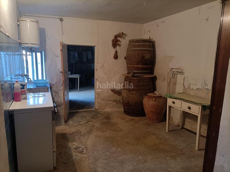 Foto 580f6772-ee1d-46f8-89b0-1097b4886ab6. Masía se vende casa en Letux