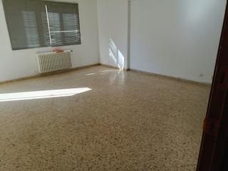 Location Appartement  Avenida de las torres. Se alquila piso en camino de las torres