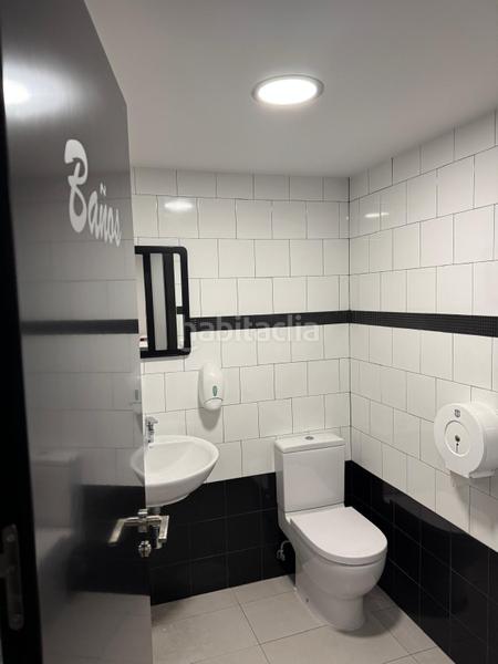 Foto cef73ead-3385-4e54-a7ae-88a010ec6f40. Affitto locale commerciale in La Granja Zaragoza