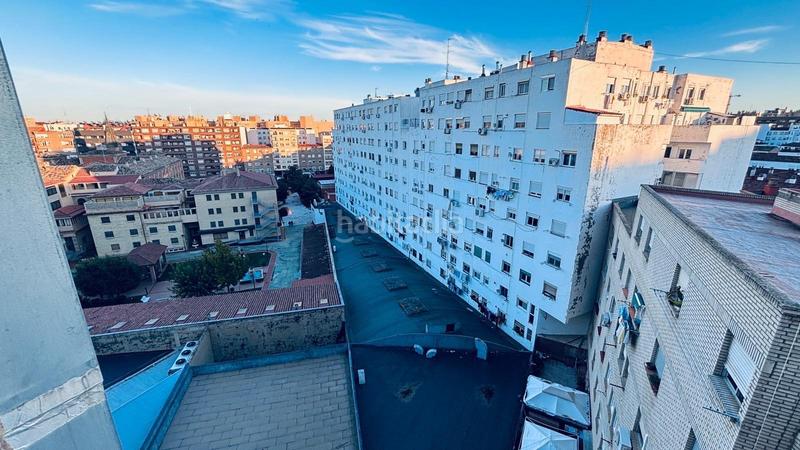 Foto 3bb0bb79-e758-4591-a007-b27fc35223ed. Piso centro, calle reina fabiola en La Granja Zaragoza