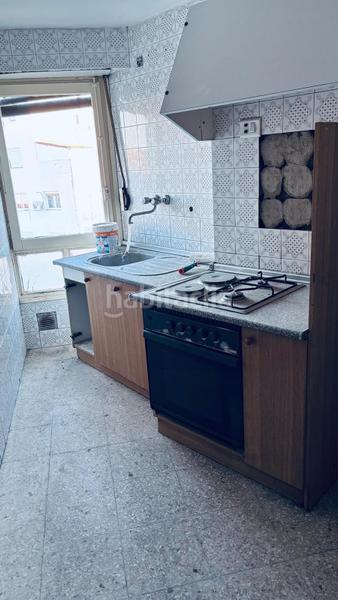 Foto a0907d10-fa28-40df-bab5-d925303bc94d. Piso centro, calle reina fabiola en La Granja Zaragoza