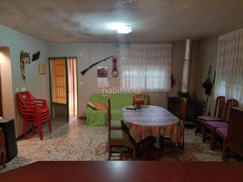 Foto 0c3a2c77-3093-46f4-a53b-c81b1ad51fc9. Casa amb aparcament a Belchite