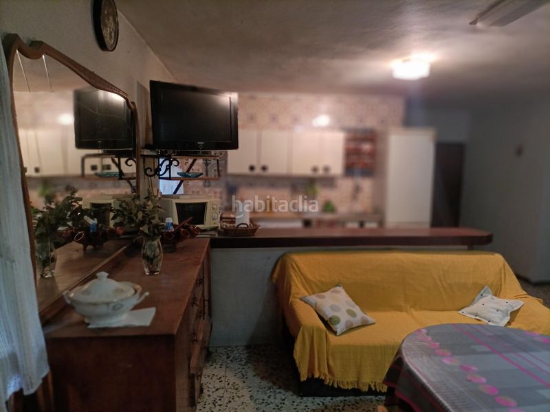 Foto 7a393164-8d18-4f8d-b65b-d5828787ca9b. Casa amb aparcament a Belchite