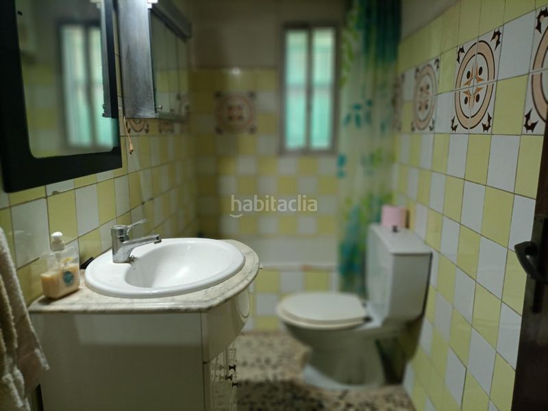 Foto e4ae17de-2de9-4cfb-8697-40b9342ac098. Casa amb aparcament a Belchite
